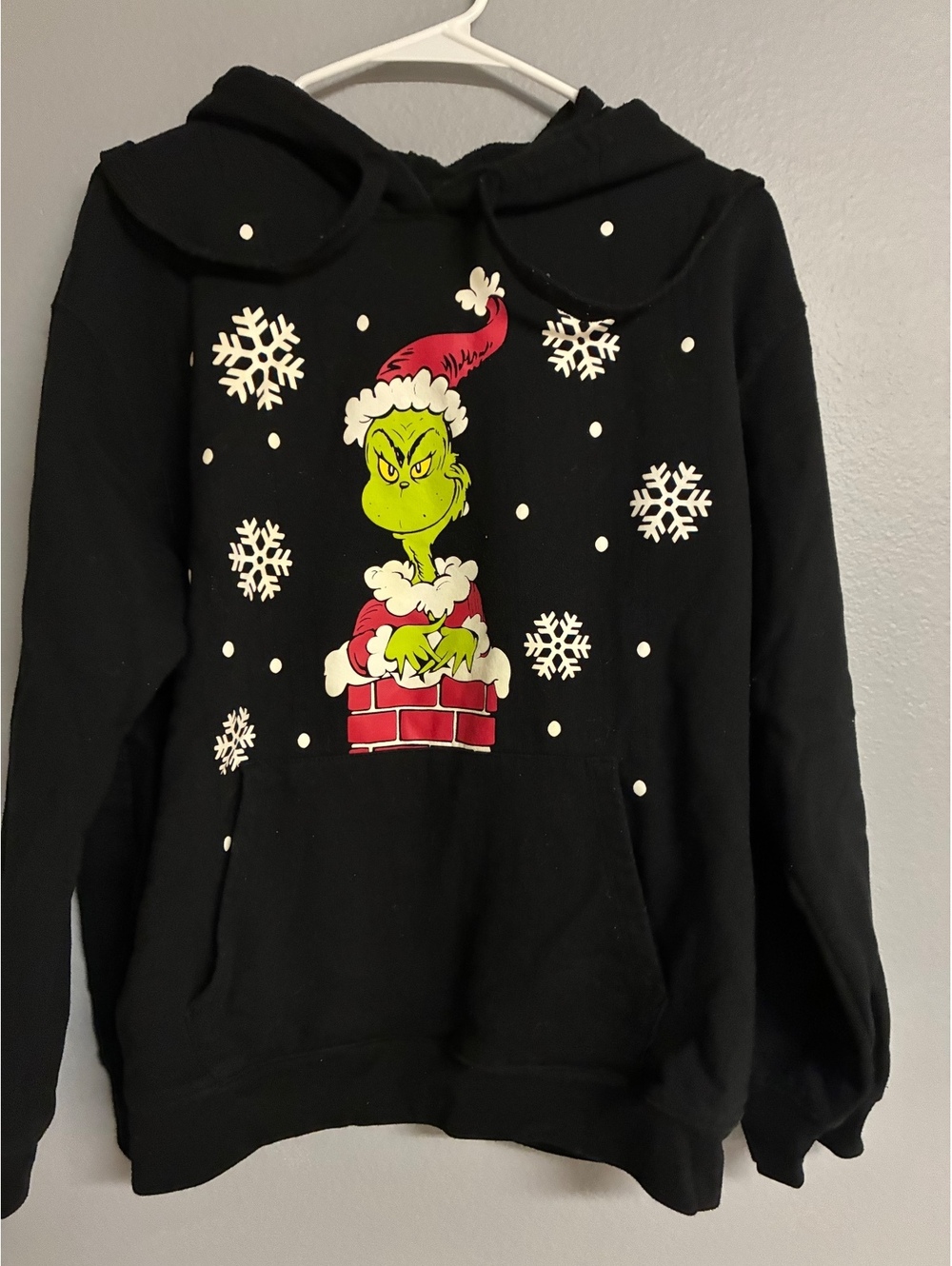 The Grinch Christmas Hoodie Black Santa Chimney Snowflake Graphic XL (15-17)